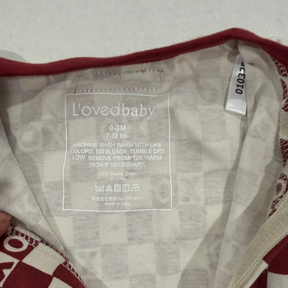L'ovedbaby crimson XO checker organic zipper footie